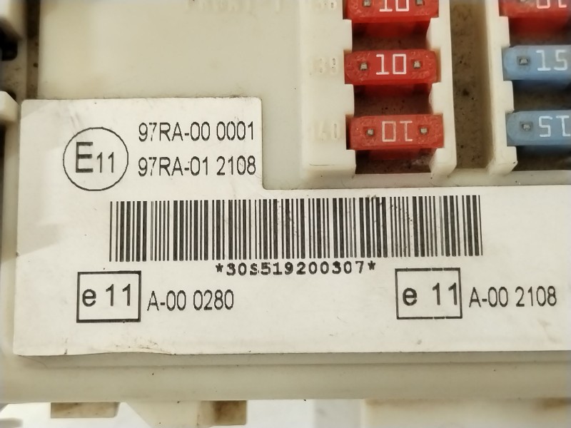 Recambio de caja reles / fusibles para ford kuga i 2.0 tdci 4x4 referencia OEM IAM 7M5T14A073JC 8V4T14014ACA 