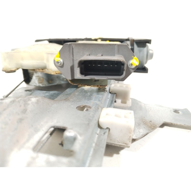 Recambio de elevalunas trasero derecho para peugeot 5008 (0u_, 0e_) 1.6 hdi referencia OEM IAM 9683670680 962942200D 912359101