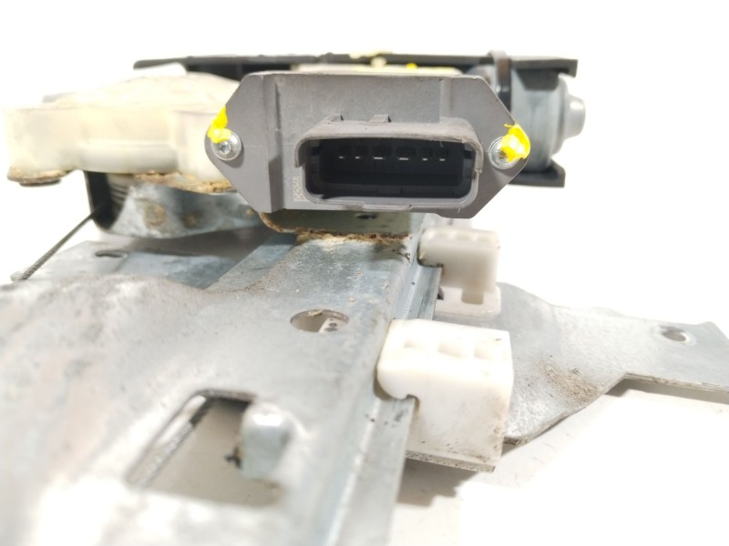 Recambio de elevalunas trasero derecho para peugeot 5008 (0u_, 0e_) 1.6 hdi referencia OEM IAM 9683670680 962942200D 912359101