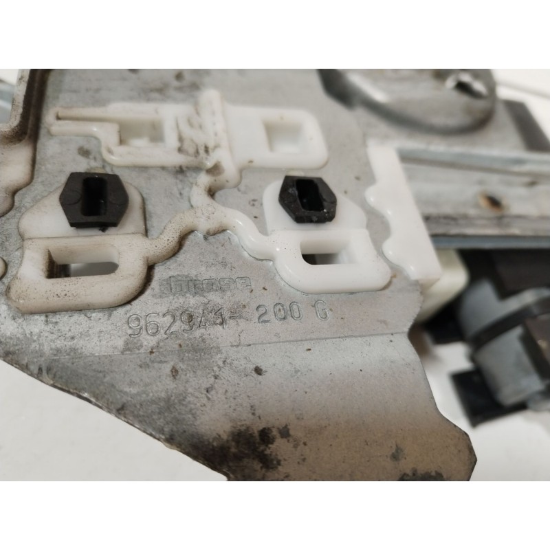 Recambio de elevalunas trasero izquierdo para peugeot 5008 (0u_, 0e_) 1.6 hdi referencia OEM IAM 9683671780 962941200G 912358101