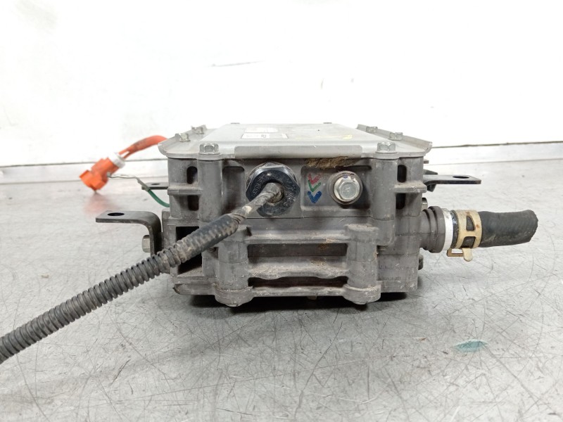 Recambio de convertidor potencia para peugeot ion electric referencia OEM IAM 7806A011  