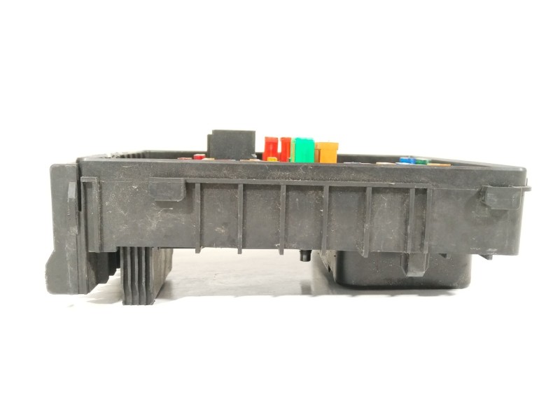 Recambio de caja reles / fusibles para volkswagen golf vi (5k1) 2.0 gti referencia OEM IAM 1K0937125D  