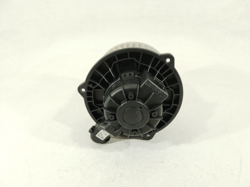 Recambio de ventilador calefaccion para kia carens iv 1.6 gdi referencia OEM IAM 97113A4000  