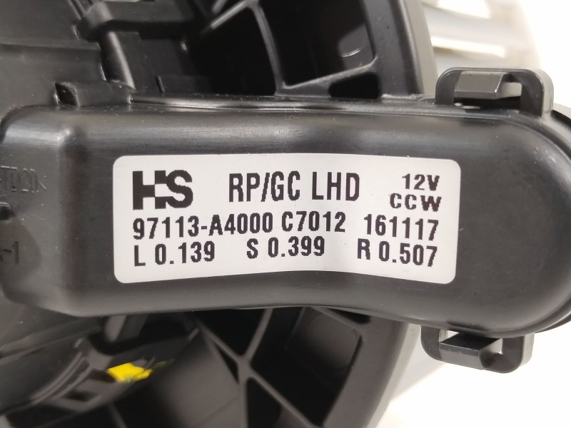 Recambio de ventilador calefaccion para kia carens iv 1.6 gdi referencia OEM IAM 97113A4000  