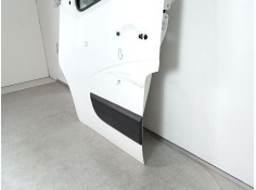 Recambio de puerta delantera izquierda para renault master iii furgoneta (fv) 2.3 dci 130 fwd (fv0m, fv0y) referencia OEM IAM 80 2