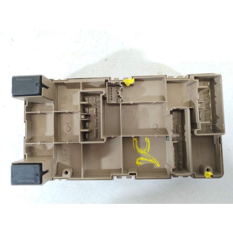 Recambio de caja reles / fusibles para subaru forester (sj_) 2.0 d awd (sjd) referencia OEM IAM 82201FJ211  