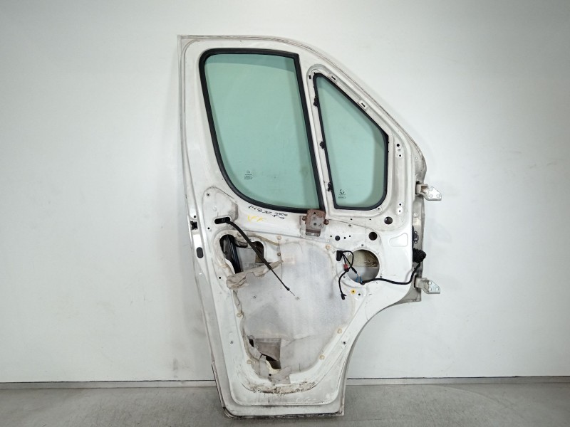 Recambio de puerta delantera izquierda para peugeot boxer furgoneta 2.2 hdi 120 referencia OEM IAM 9004Y1  