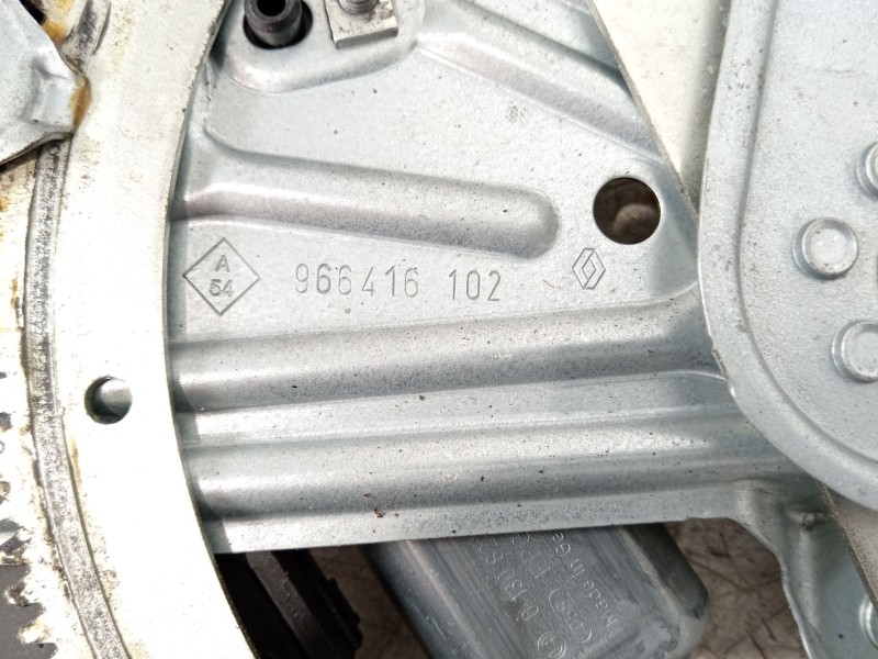 Recambio de elevalunas delantero izquierdo para renault grand scenic iii bose edition referencia OEM IAM 807319718R 966416102 96