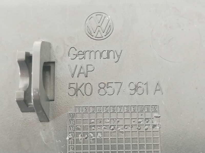 Recambio de guantera para volkswagen golf vi (5k1) 2.0 gti referencia OEM IAM 5K0857961A  
