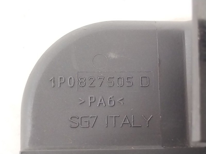 Recambio de cerradura maletero / porton para seat leon (1p1) 1.9 tdi referencia OEM IAM 1P0827505D  