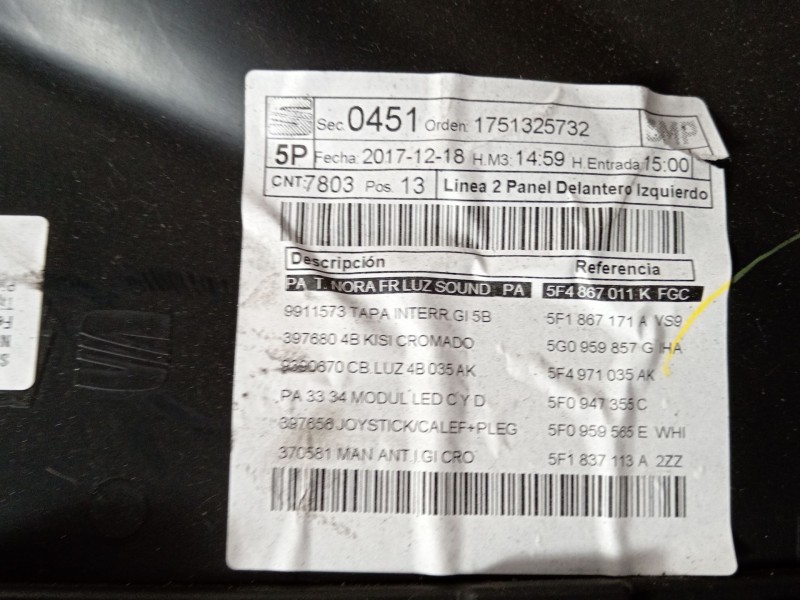 Recambio de guarnecido puerta delantera izquierda para seat leon (5f1) fr referencia OEM IAM 5F1867171A  