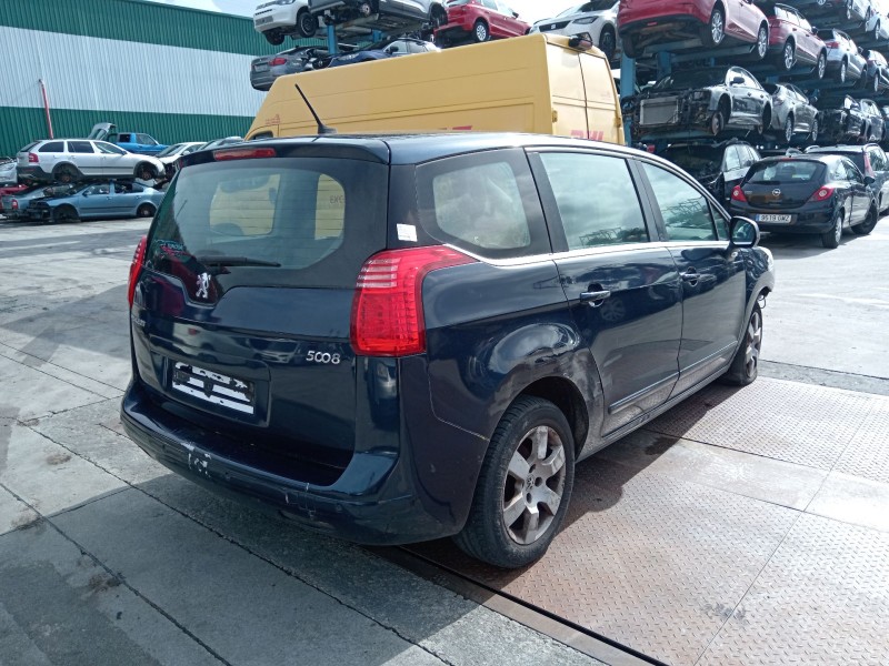 peugeot 5008 (0u_, 0e_) del año 2011