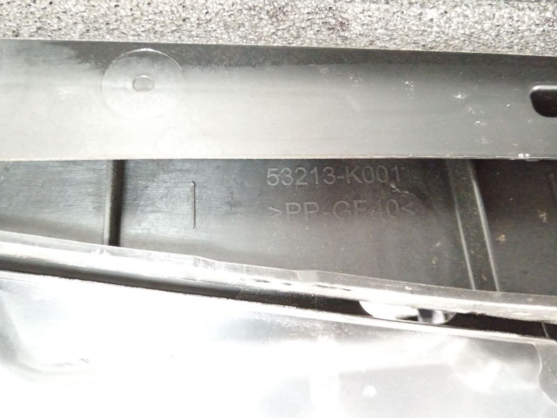 Recambio de panel frontal para toyota yaris (_p21_, _pa1_, _ph1_) 1.5 hybrid (mxph11) referencia OEM IAM 53213K0011  