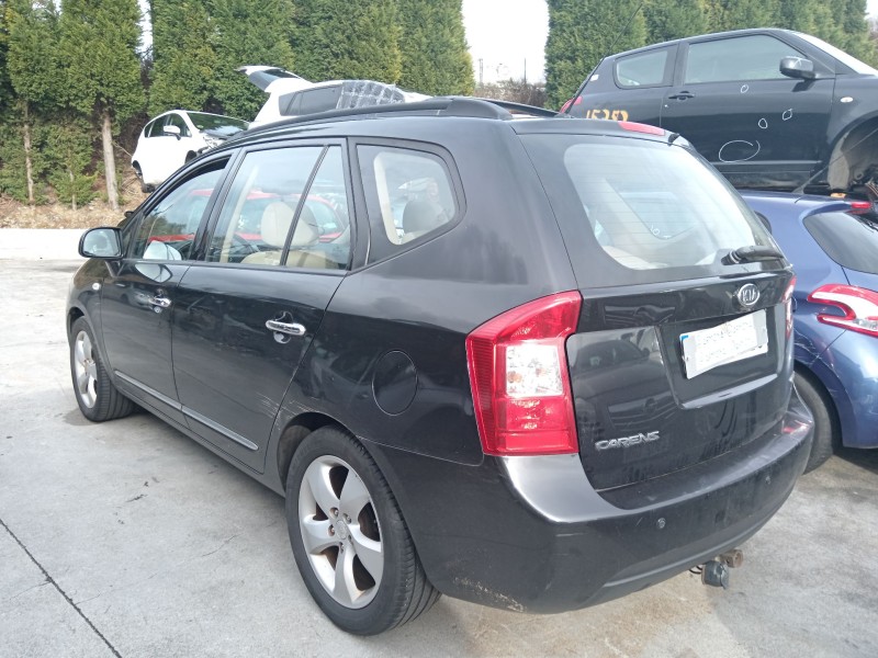 kia carens iii monospace (un) del año 2009