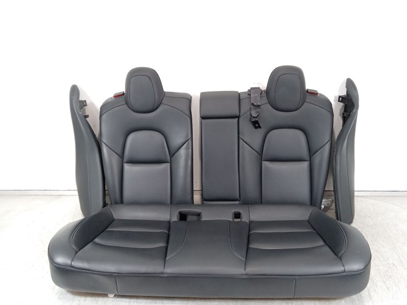 Recambio de asientos traseros para tesla model 3 ev referencia OEM IAM 1452685C3C  