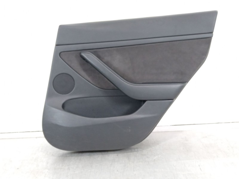 Recambio de guarnecido puerta trasera derecha para tesla model 3 ev referencia OEM IAM 158812902B  