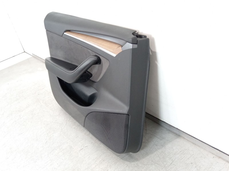 Recambio de guarnecido puerta delantera izquierda para tesla model 3 ev referencia OEM IAM 158812602C  