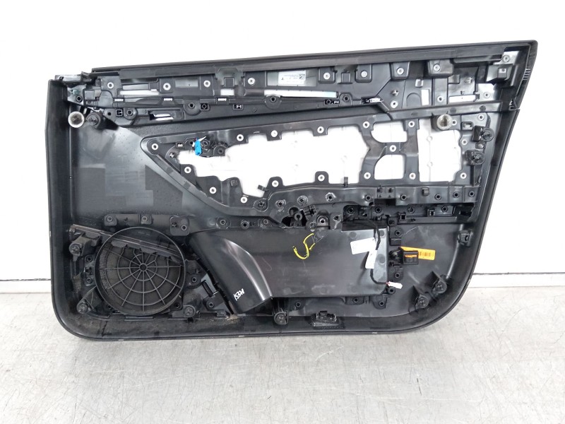 Recambio de guarnecido puerta delantera izquierda para tesla model 3 ev referencia OEM IAM 158812602C  