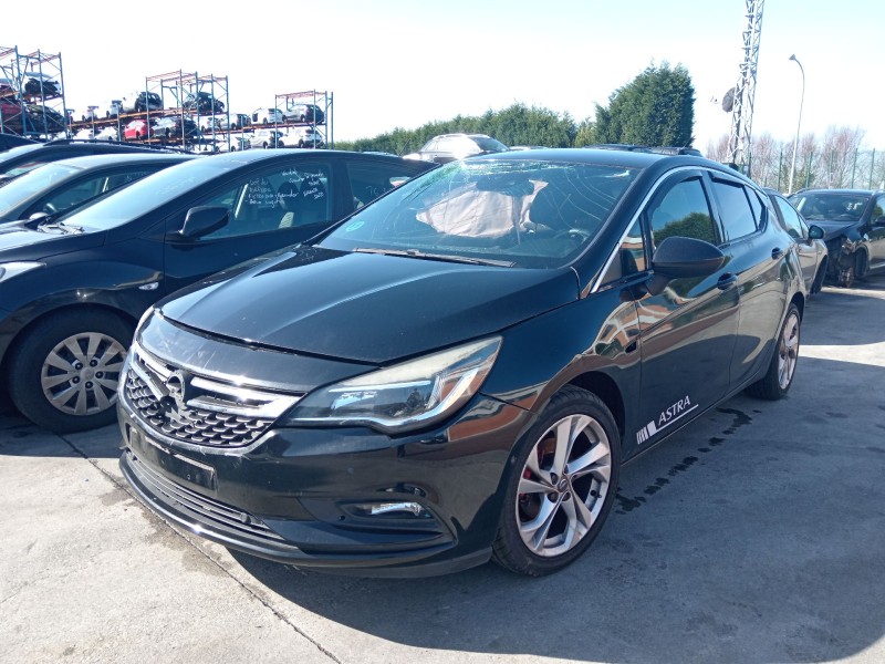 opel astra k (b16) del año 2017