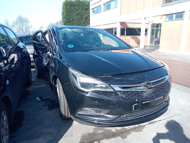 opel astra k (b16) del año 2017
