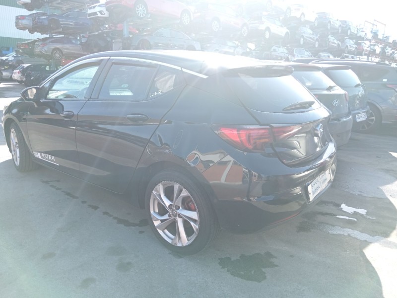 opel astra k (b16) del año 2017