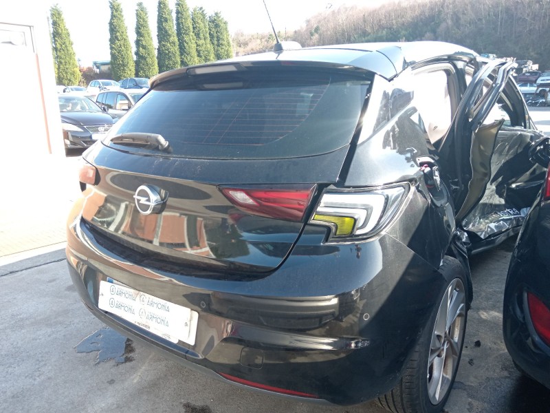 opel astra k (b16) del año 2017