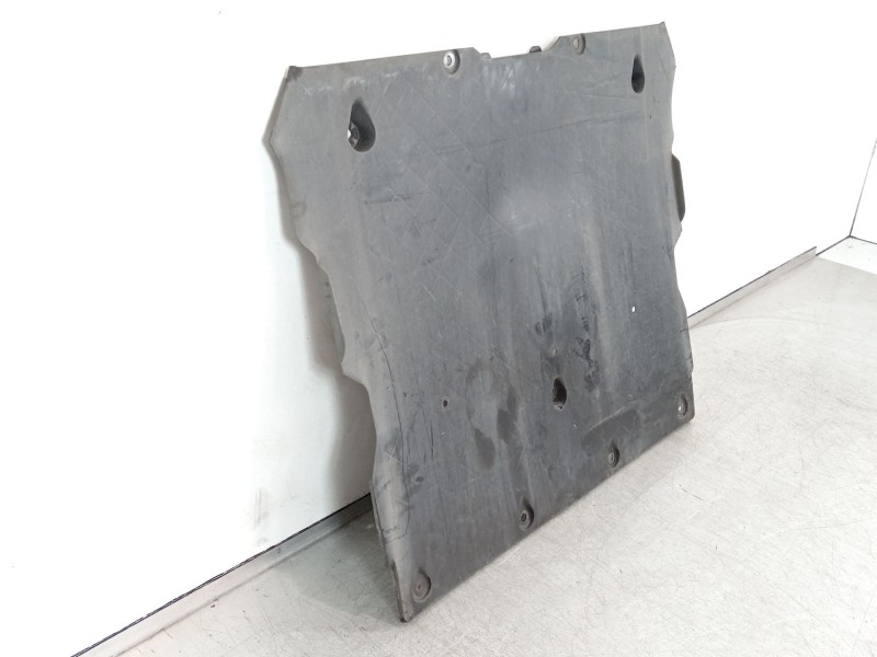 Recambio de cubrecarter para tesla model 3 ev referencia OEM IAM 149915100C  