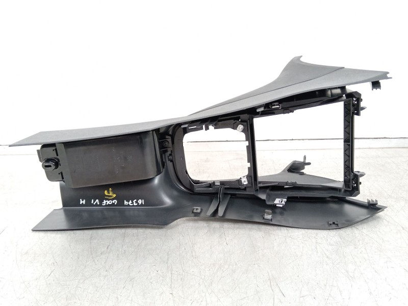 Recambio de consola central para volkswagen golf vi (5k1) 2.0 gti referencia OEM IAM 5K0863243C  
