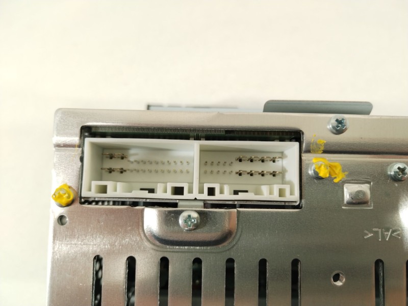 Recambio de sistema audio / radio cd para kia carens iv 1.6 gdi referencia OEM IAM 96170A4610CA  