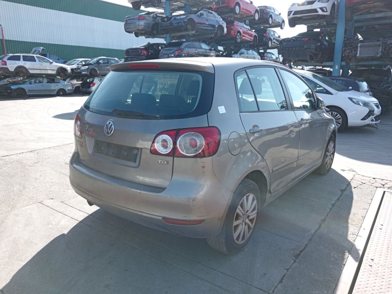 volkswagen golf plus v (5m1, 521) del año 2011