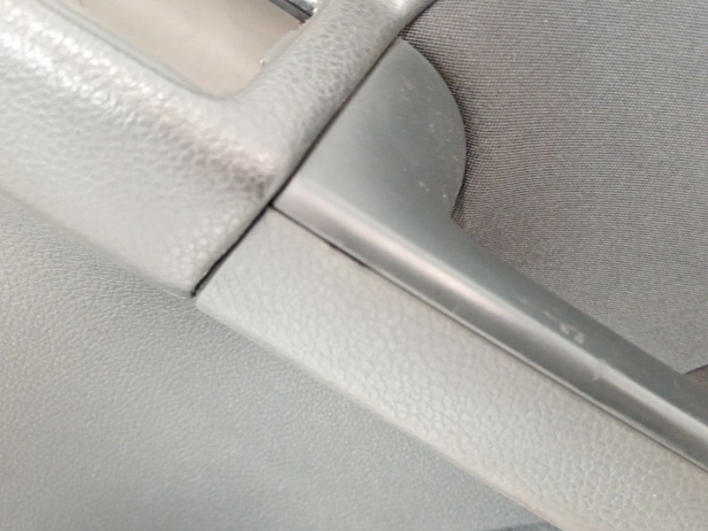 Recambio de guarnecido puerta delantera derecha para volkswagen golf vi (5k1) 2.0 gti referencia OEM IAM 5K4867012  