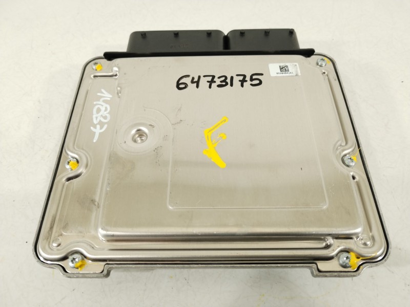 Recambio de centralita motor uce para bmw 1 (f20) 116 d referencia OEM IAM 8579479 0281030977 