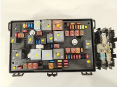 Recambio de caja reles / fusibles para opel astra j sports tourer (p10) 2.0 cdti (35) referencia OEM IAM 13449211 1110225AB 