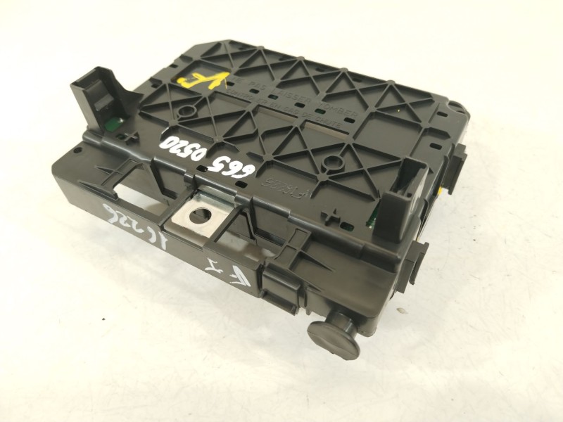 Recambio de caja reles / fusibles para citroën c2 (jm_) 1.4 hdi referencia OEM IAM 9650618380 T118470004L BSMB4