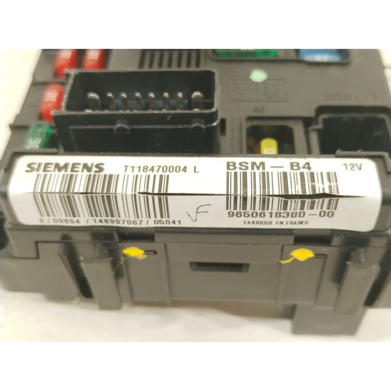 Recambio de caja reles / fusibles para citroën c2 (jm_) 1.4 hdi referencia OEM IAM 9650618380 T118470004L BSMB4