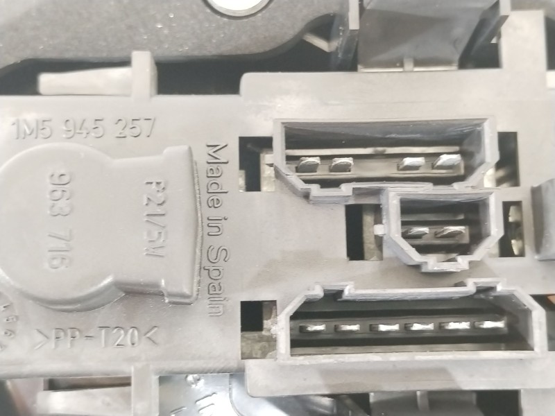 Recambio de piloto trasero derecho para seat toledo ii (1m2) 1.6 referencia OEM IAM 1M5945096B 1M5945257 