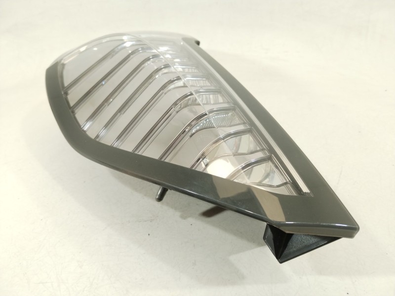 Recambio de piloto trasero derecho para renault scénic iii (jz0/1_) 1.2 tce referencia OEM IAM 265503764R 265500013R 