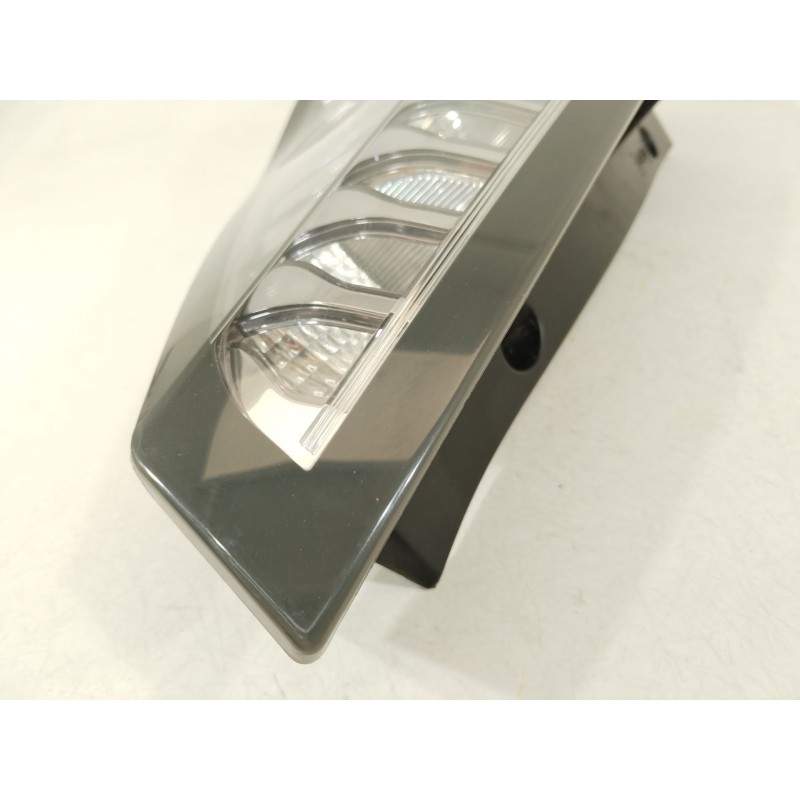 Recambio de piloto trasero derecho para renault scénic iii (jz0/1_) 1.2 tce referencia OEM IAM 265503764R 265500013R 