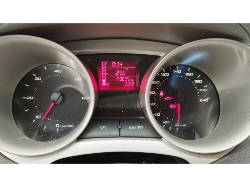 Recambio de cuadro instrumentos para seat ibiza iv (6j5, 6p1) 1.6 tdi referencia OEM IAM 6J0920801A  