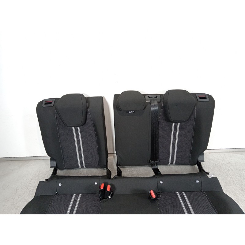 Recambio de asientos traseros para opel corsa f (p2jo) 1.2 (68) referencia OEM IAM 9830578180  
