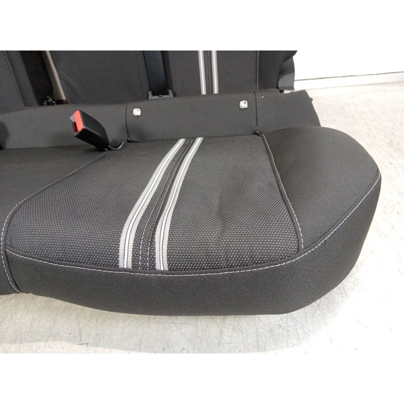 Recambio de asientos traseros para opel corsa f (p2jo) 1.2 (68) referencia OEM IAM 9830578180  