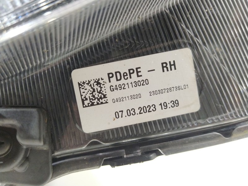 Recambio de faro derecho para hyundai i30 (pde, pd, pden) 1.5 referencia OEM IAM 92102G4510 G492113020 G492163040