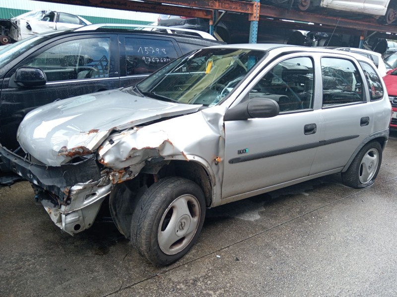 opel corsa b (s93) del año 1999