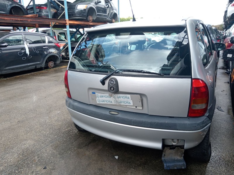 opel corsa b (s93) del año 1999
