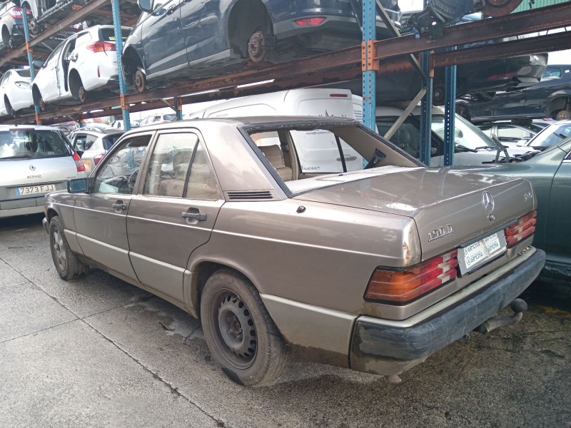 mercedes-benz 190 (w201) del año 2001