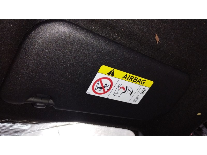 Recambio de parasol derecho para toyota yaris (_p21_, _pa1_, _ph1_) 1.5 hybrid (mxph11) referencia OEM IAM 74310K0090B0  