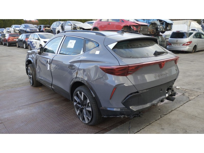 cupra leon (kl1) del año 2025