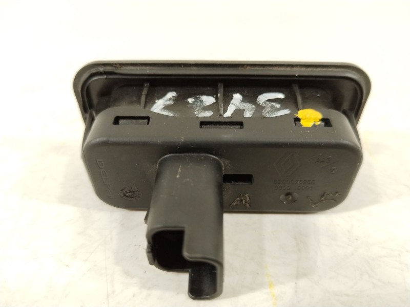 Recambio de maneta exterior porton para renault captur zen referencia OEM IAM 8200076256  