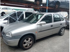 opel corsa b (s93) del año 2000