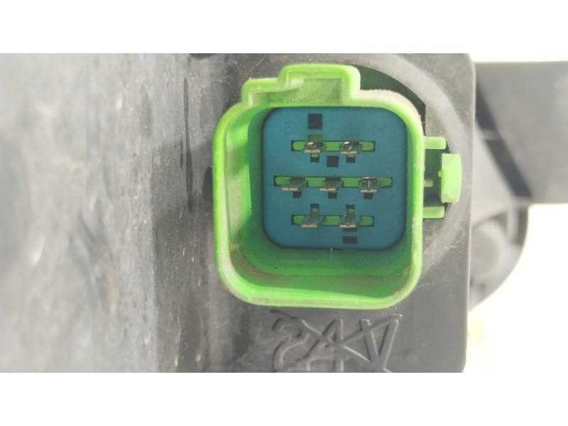 Recambio de faro derecho para ford fiesta v (jh_, jd_) 1.4 16v referencia OEM IAM 2S6X13W030AH  